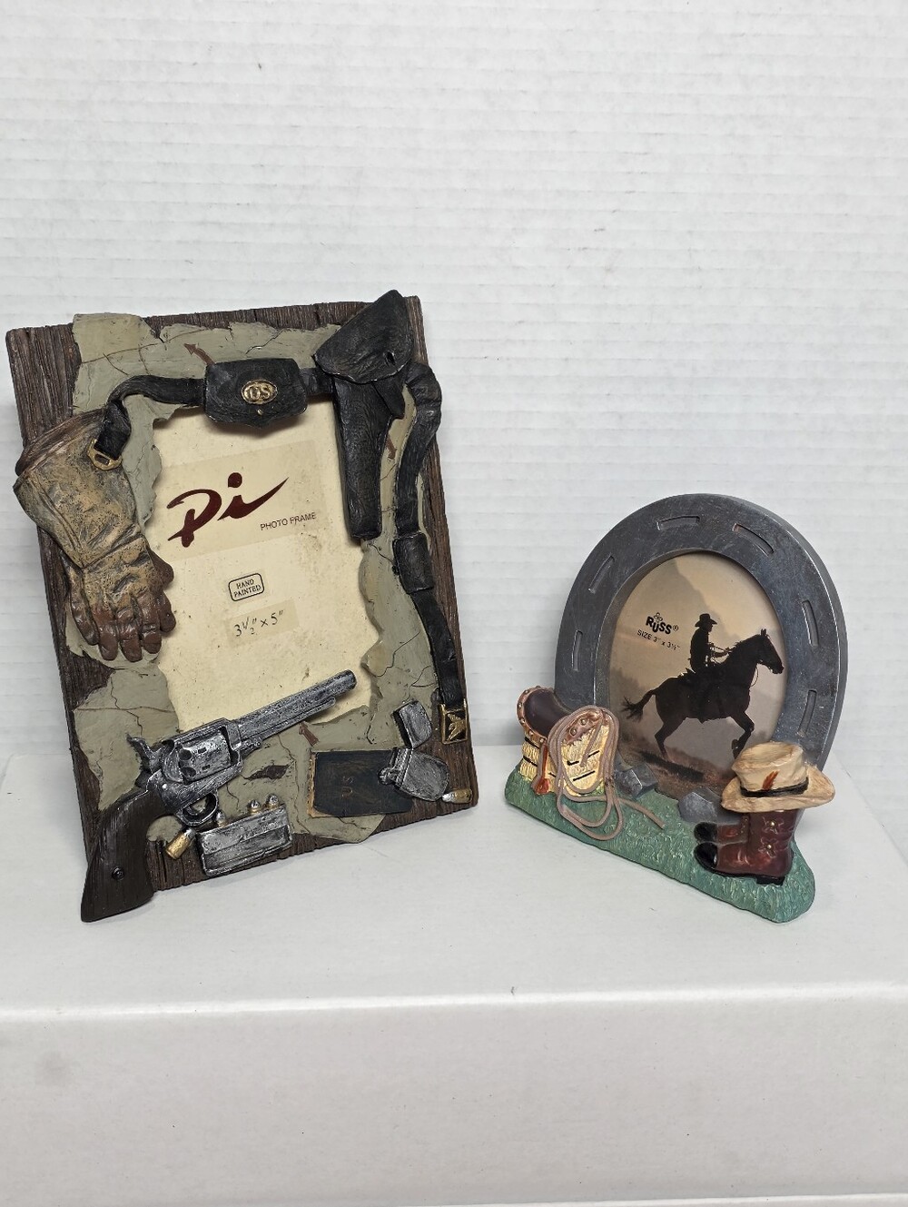 2 Western 3D Resin Photo Frames Boots Horseshoe Saddle Cowboy Hat Gloves